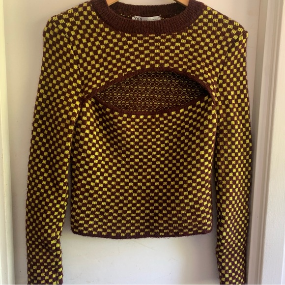size medium Zara wine and chartreuse sweater with cutout - Picture 1 of 7
